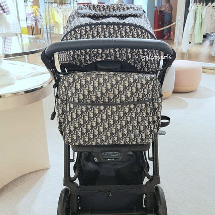 baby dior ベビーカー|Diorの超高級ベビーカーで赤ちゃんの満足度間違いなし.